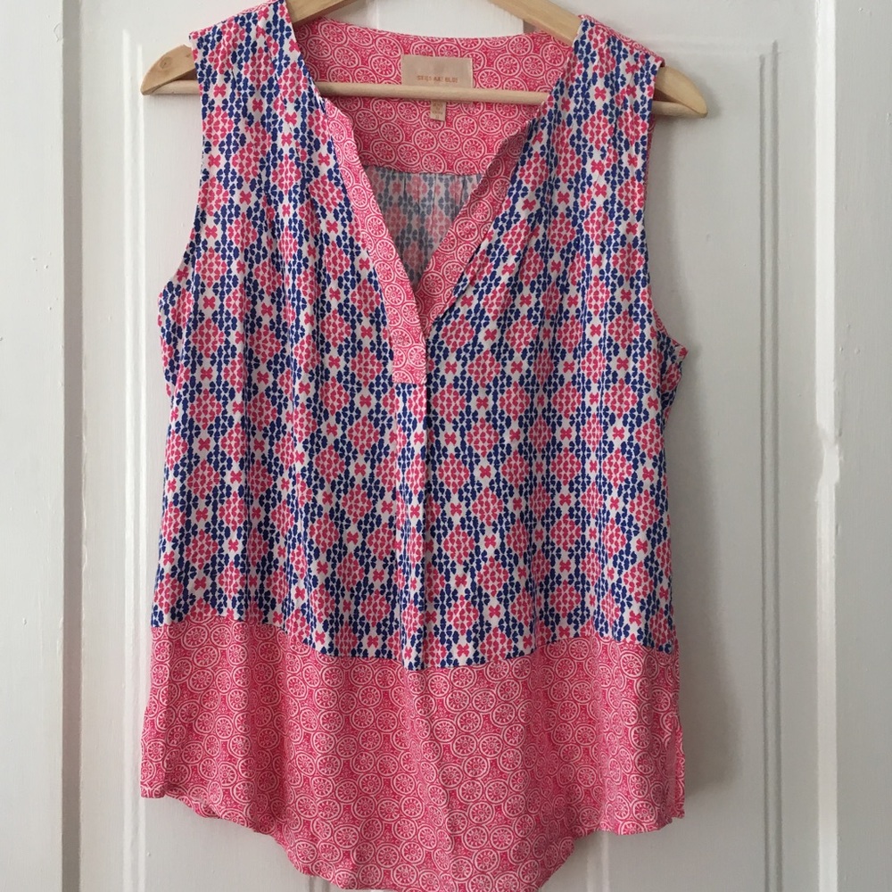 Skies Are Blue Pattern Top